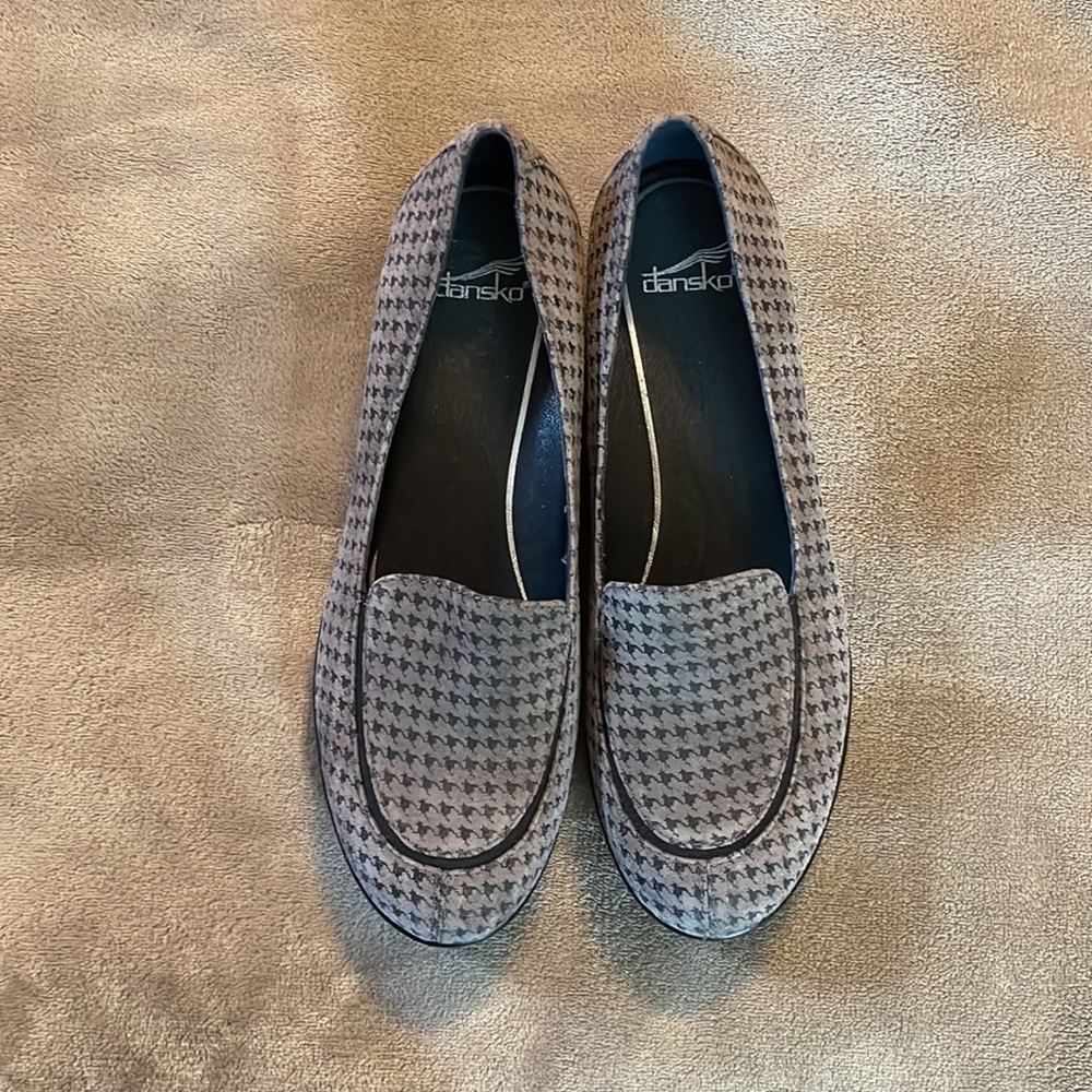 Dansko Debra Houndstooth Gray Suede Wedges